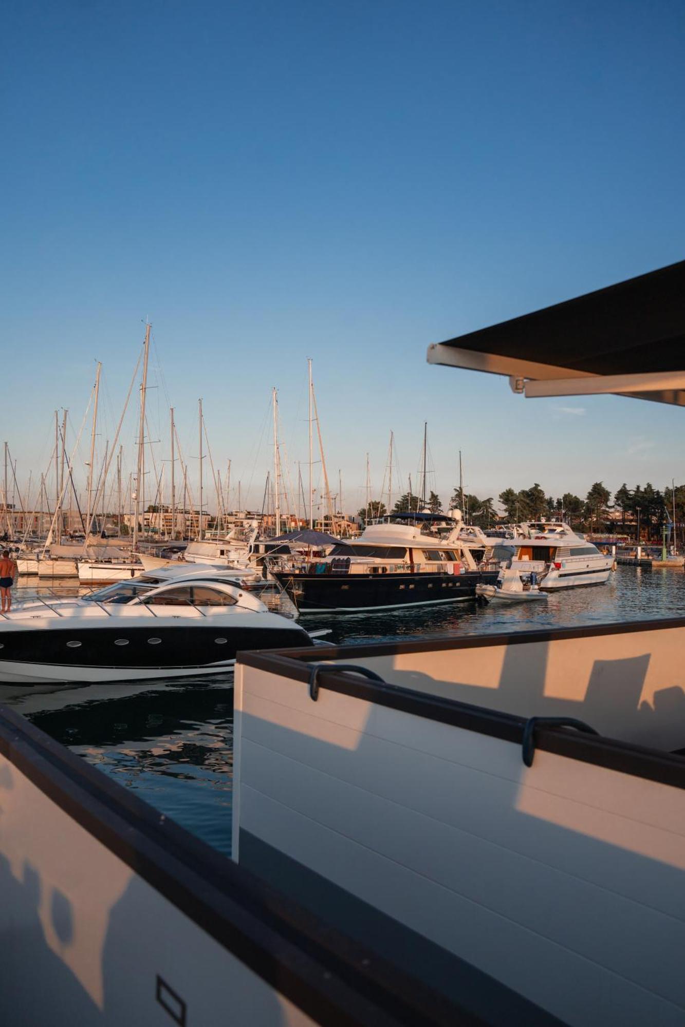 The Sea Lodges Portoroz - Bootshaus Floating Sea House מראה חיצוני תמונה