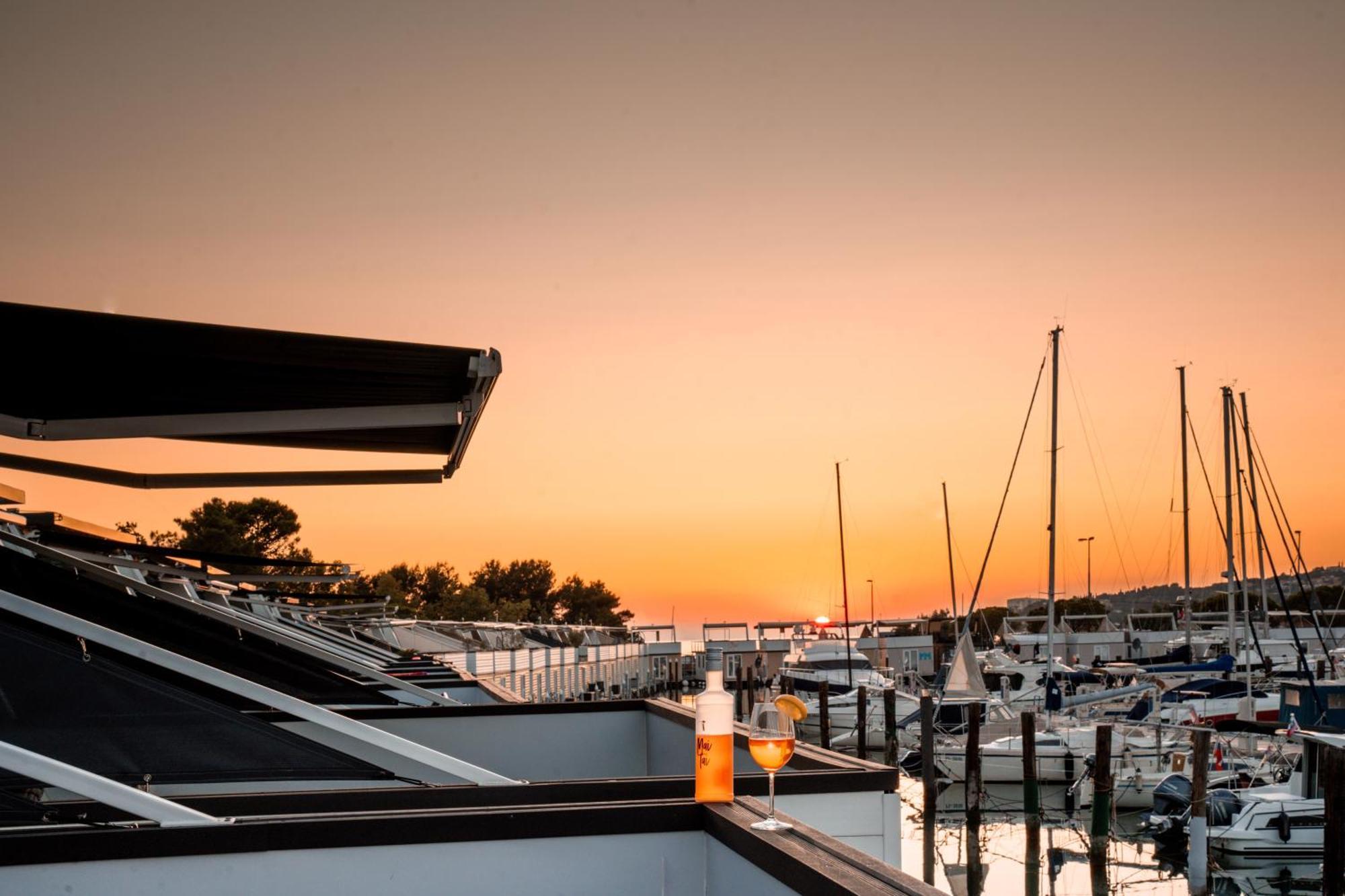 The Sea Lodges Portoroz - Bootshaus Floating Sea House מראה חיצוני תמונה